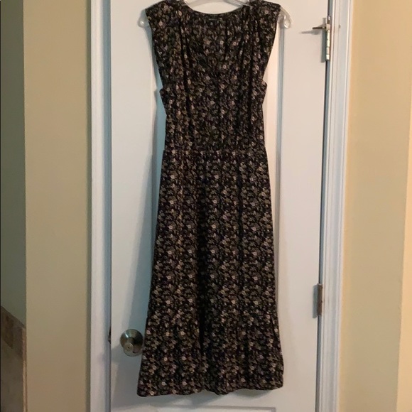 J. Crew Dresses & Skirts - J Crew XS floral dress EOC worn twice ❤️